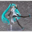 Character Vocal Series 01: Hatsune Miku Plamatea Plastic Model Kit Happy 16th Birthday Ver. 16 cm  ++Jeeg Best Price bis 30.04.2026++