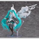 Character Vocal Series 01: Hatsune Miku Plamatea Plastic Model Kit Happy 16th Birthday Ver. 16 cm  ++Jeeg Best Price bis 30.04.2026++